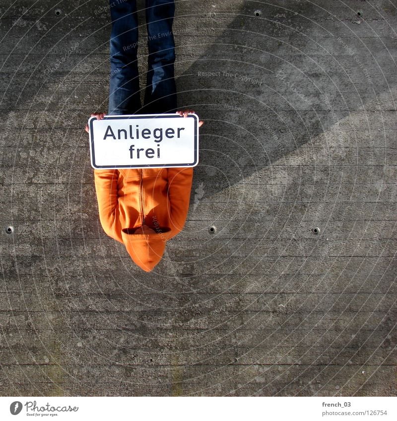 welcome stoppen Schilder & Markierungen Warnschild Verbotsschild bestrafen Regel Verkehr Straßenverkehrsordnung parken rot weiß rund Symbole & Metaphern Wand