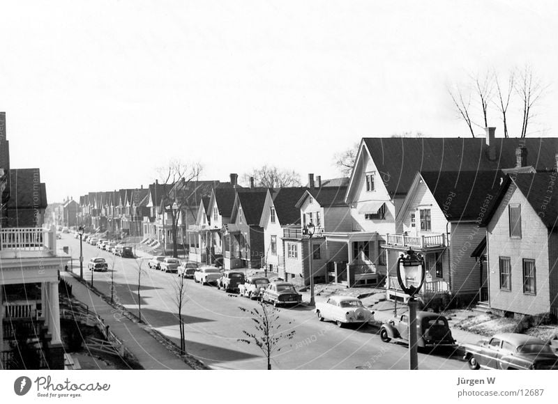 Suburbia '56 Vorstadt Kleinstadt Fünfziger Jahre Nostalgie Amerika Nordamerika USA Schwarzweißfoto subburb smalltown nostalgia america