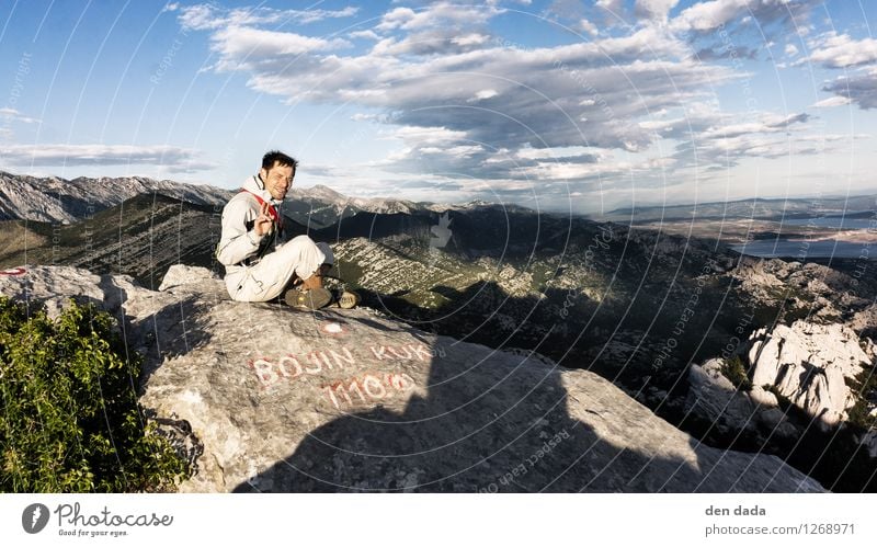 gipfelglück Ferien & Urlaub & Reisen Ausflug Abenteuer Ferne Freiheit Berge u. Gebirge wandern Sport Klettern Bergsteigen maskulin Mann Erwachsene 1 Mensch