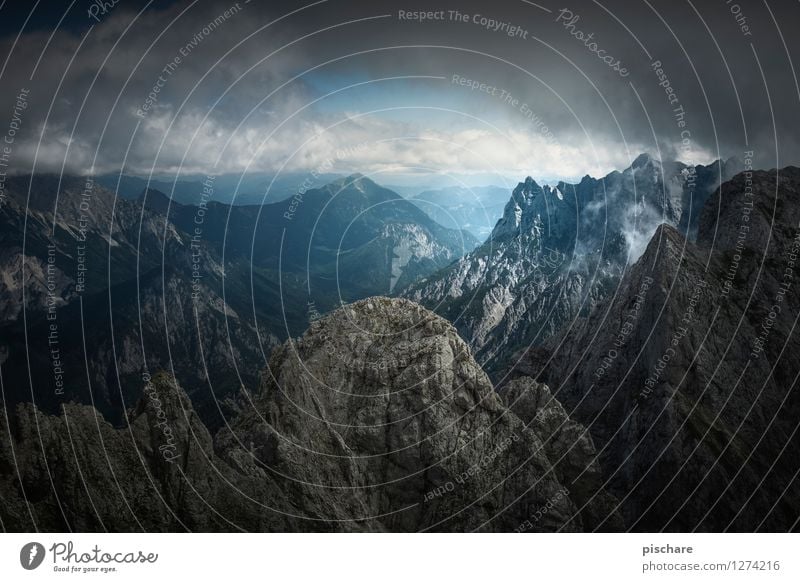 Xeis Natur Landschaft Wolken Gewitterwolken schlechtes Wetter Berge u. Gebirge bedrohlich dunkel Abenteuer Nationalpark Gesäuse Österreich Farbfoto