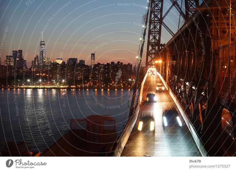 City that never sleeps Städtereise Nachtleben Sommer Fluss East River New York City Manhattan Brooklyn Stadtzentrum Skyline Hochhaus Brücke Fenster