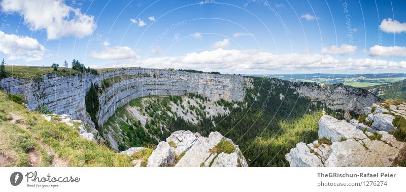 Schweizer Grand Canyon Umwelt Natur Landschaft Pflanze Erde Himmel Wolken blau braun mehrfarbig grau grün schwarz weiß Ferne creux du van Panorama (Bildformat)