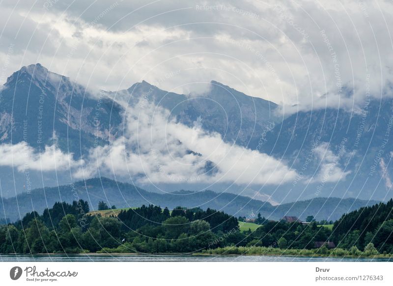 Alpengipfel Ferien & Urlaub & Reisen Tourismus Ferne Sommer Sommerurlaub Berge u. Gebirge Natur Landschaft Wolken Wetter Wald Holz Wasser Schwimmen & Baden blau