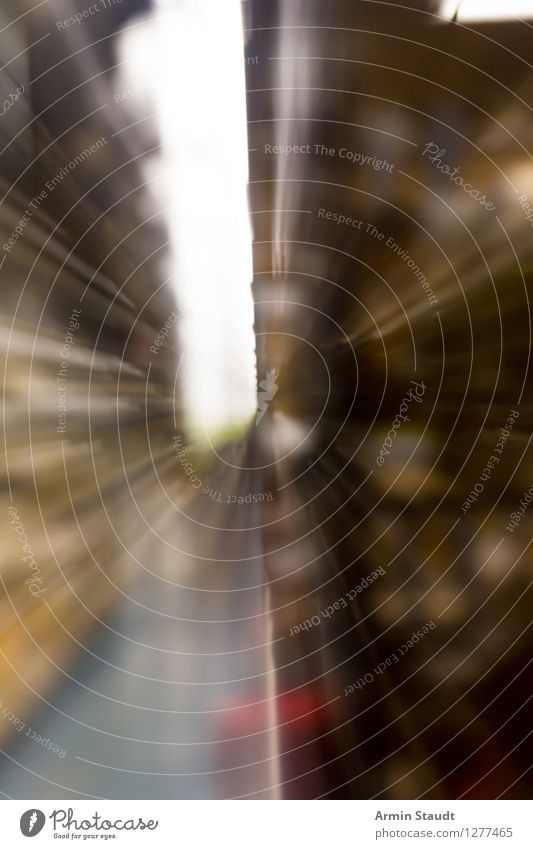 Hintergrund - Zoom Design Tunnel Bewegung fahren fallen fliegen rennen Ferne wild weich Stimmung chaotisch Ewigkeit Fortschritt Kreativität Mittelpunkt