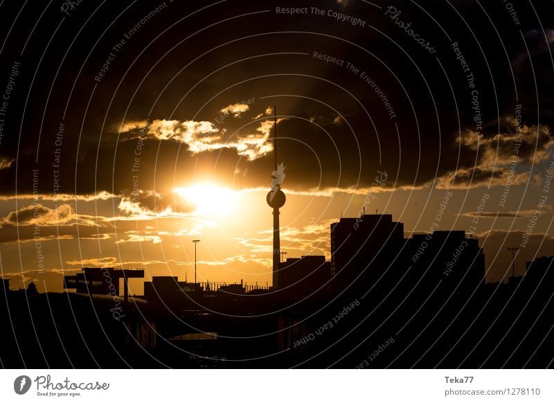 Sonnenuntergangsberlin IIII Ferien & Urlaub & Reisen Sommer Fernsehen Berlin Stadt Hauptstadt Stadtzentrum Skyline Platz Tower (Luftfahrt) Abenteuer ästhetisch