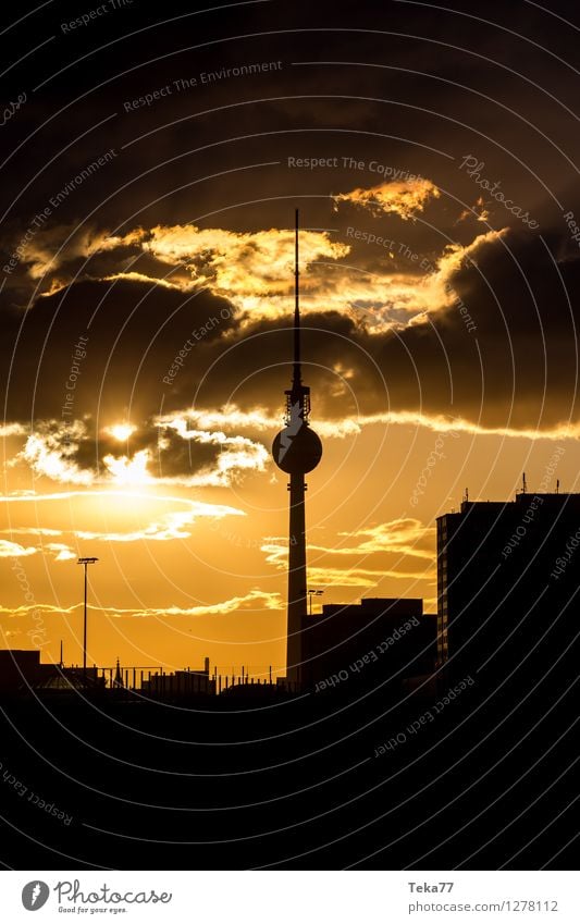 Berlinerabend 2 Ferien & Urlaub & Reisen Sommer Fernsehen Stadt Hauptstadt Stadtzentrum Skyline Platz Sehenswürdigkeit Wahrzeichen Tower (Luftfahrt) Abenteuer