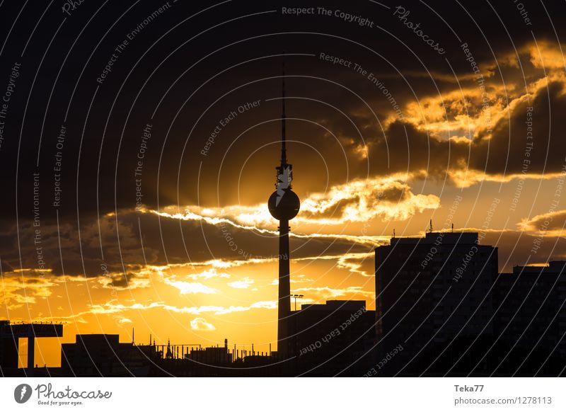 Sonnenuntergangsberlin V Ferien & Urlaub & Reisen Sommer Fernsehen Berlin Stadt Hauptstadt Stadtzentrum Skyline Platz Tower (Luftfahrt) Abenteuer ästhetisch