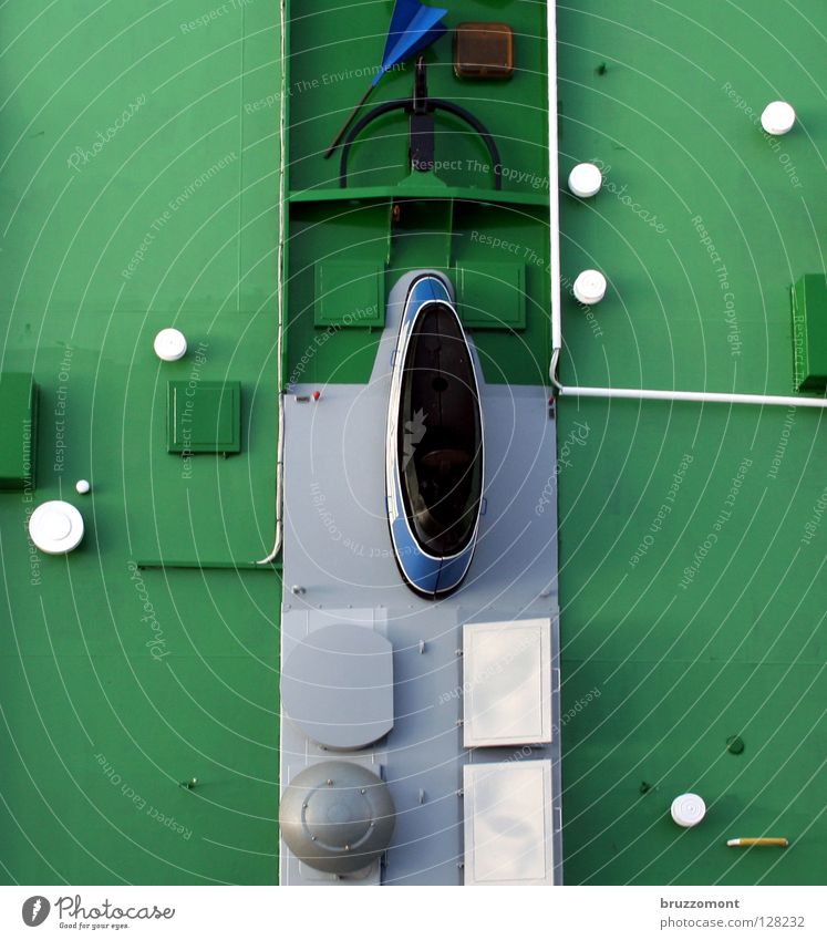 Gründonnerstag Wasserfahrzeug Binnenschiff Auspuff Sonnendeck Festmacher grün Kapitän Hafen Rheinschiffer Schornstein Parkdeck Achterdeck Radarreflektor Klappe