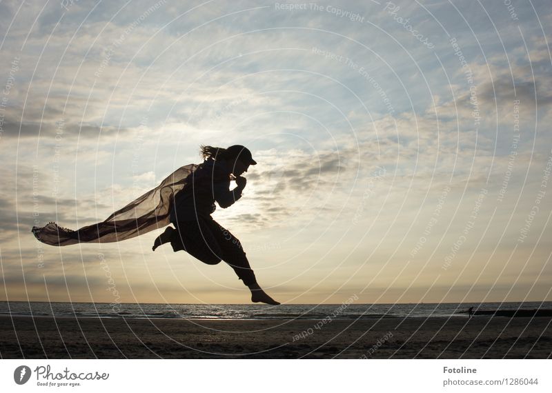 Supergirl! Mensch feminin Mädchen Junge Frau Jugendliche Kindheit 1 Umwelt Natur Landschaft Urelemente Erde Wasser Himmel Wolken Sommer Schönes Wetter Küste