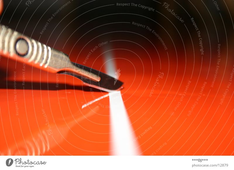 Skalpellschnitt II entgittern Arzt Handwerk Skalpenn ausschneiden Spitze Messer Klinge Scharfer Gegenstand