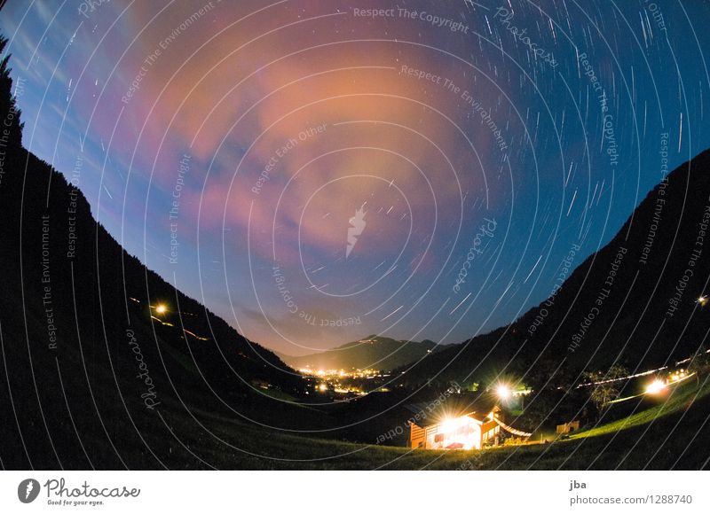 Grund b. Gstaad Erholung ruhig Sommer Berge u. Gebirge Natur Urelemente Himmel Wolken Nachthimmel Stern Schönes Wetter Alpen Saanenland Schweiz drehen dunkel