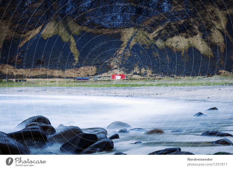 Lofoten.... Ferien & Urlaub & Reisen Abenteuer Ferne Meer Landschaft Urelemente Wasser Klima Wind Sturm Regen Felsen Berge u. Gebirge Küste Haus Einfamilienhaus