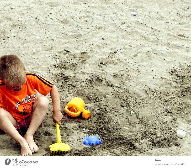 Am Anfang war das Förmchen (II) maskulin Kind T-Shirt Harke Kannen Spielzeug Hand Sandspielzeug gelb Spielen Ferien & Urlaub & Reisen Freizeit & Hobby