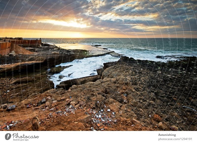 bewegtes Meer Umwelt Natur Landschaft Wasser Himmel Wolken Horizont Sonne Sonnenaufgang Sonnenuntergang Sonnenlicht Sommer Wetter Schönes Wetter Felsen Wellen