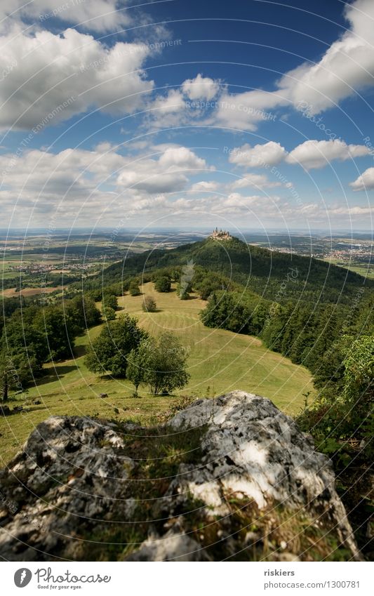 Lieblingsplatz!! Umwelt Natur Landschaft Himmel Wolken Sommer Schönes Wetter Wiese Wald Hügel Berge u. Gebirge Burg oder Schloss frei frisch gigantisch