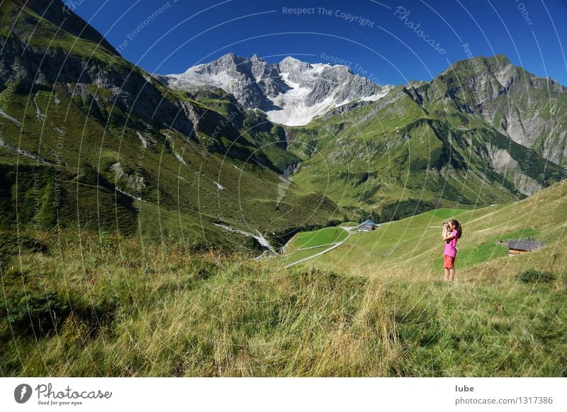 Anna sieht fern 2 Ferien & Urlaub & Reisen Sommer Sommerurlaub Berge u. Gebirge wandern Umwelt Natur Landschaft Wolkenloser Himmel Klima Wetter Schönes Wetter