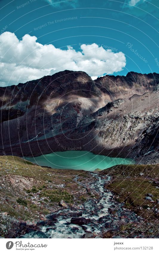 Smaragdwassersee Bach Gebirgssee Berge u. Gebirge kalt Eiswasser Gras grün Österreich Quelle Rinnsal Schmelzwasser See Seeufer Reflexion & Spiegelung türkis