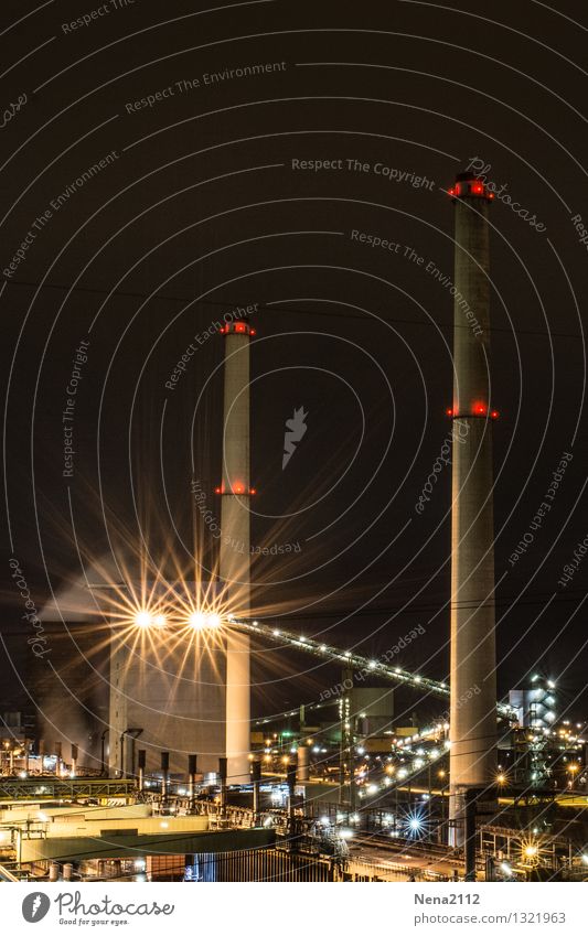 Nachtschicht II Technik & Technologie Energiewirtschaft Energiekrise Industrie Industriefotografie Umwelt Luft Arbeit & Erwerbstätigkeit dunkel Schutz Ofenrohr