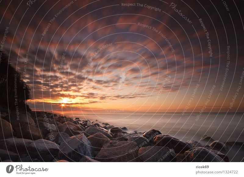 Sonnenuntergang Strand Natur Landschaft Wasser Wolken Felsen Küste Ostsee Meer Stein blau Ferien & Urlaub & Reisen ruhig Tourismus Ostseeküste Himmel