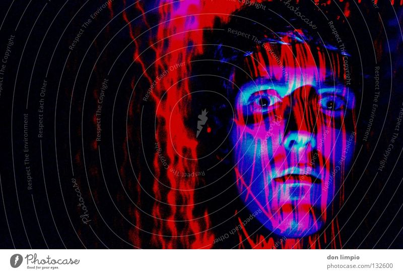 laser-works rot Experiment analog bearbeitet Laser Feuerzeug Langzeitbelichtung blau Auge Gesicht 15sec. lanzeitbelichtung