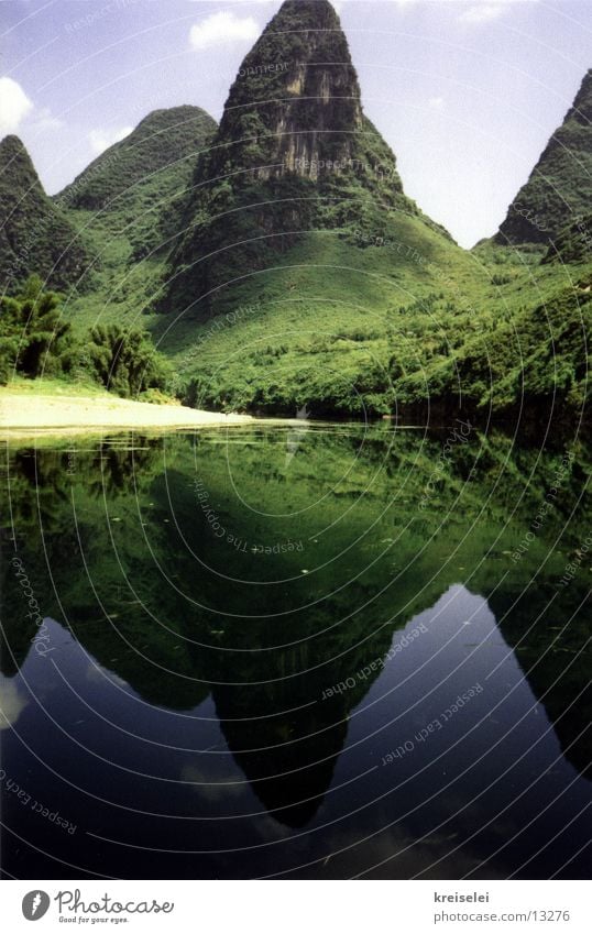 Zuckerhutberge Wasserspiegelung Ferien & Urlaub & Reisen China Los Angeles Guilinberge