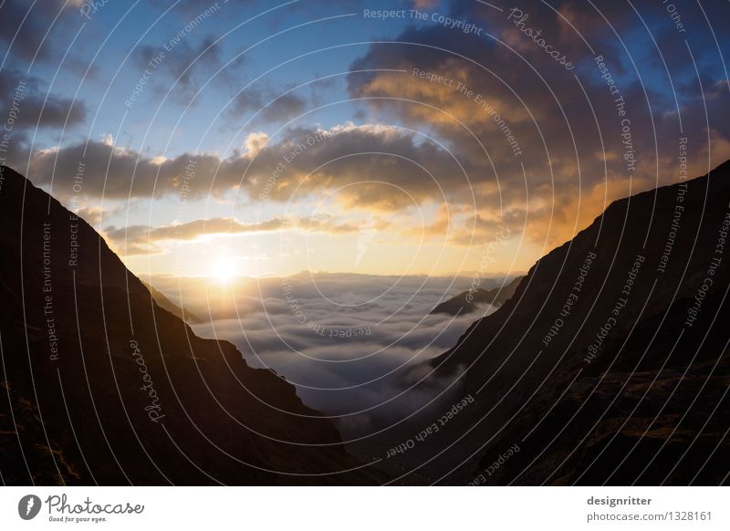 Gutes Erwachen Ferien & Urlaub & Reisen Ausflug Abenteuer Ferne Sommer Sommerurlaub Berge u. Gebirge wandern Himmel Wolken Sonnenaufgang Sonnenuntergang Klima