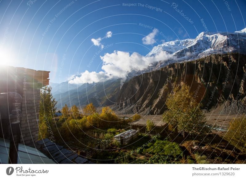 Gebirge Umwelt Natur Landschaft blau braun gelb gold grau grün orange schwarz Nepal wandern Berge u. Gebirge Wolken Schnee Baum Hütte Haus Häusliches Leben