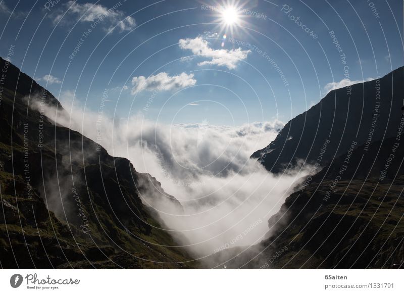 Wolken-Brandung Umwelt Natur Landschaft Urelemente Luft Wasser Himmel Sonne Sonnenaufgang Sonnenuntergang Sommer Klima Klimawandel Schönes Wetter Nebel Felsen