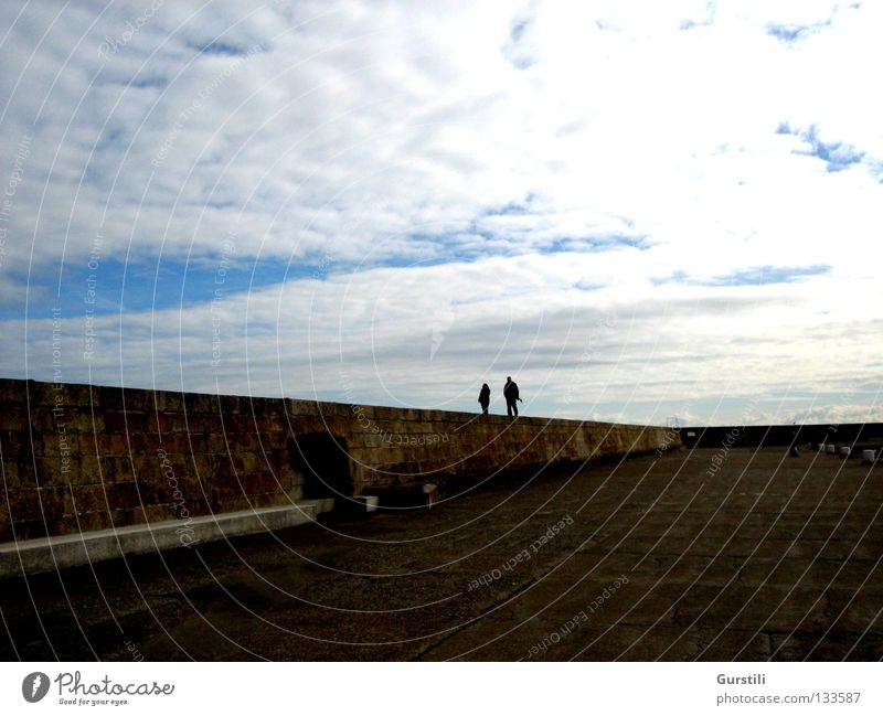 Himmelsrand Wolken Horizont Mauer Mensch Spaziergang Republik Irland