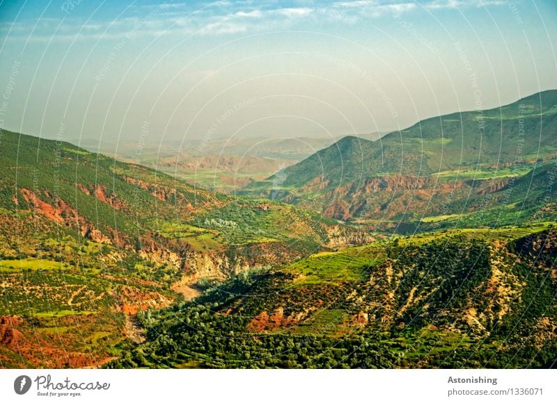 grünes Gebirge Umwelt Natur Landschaft Pflanze Himmel Wolken Horizont Sommer Wetter Nebel Baum Gras Sträucher Wiese Wald Hügel Felsen Berge u. Gebirge Atlas