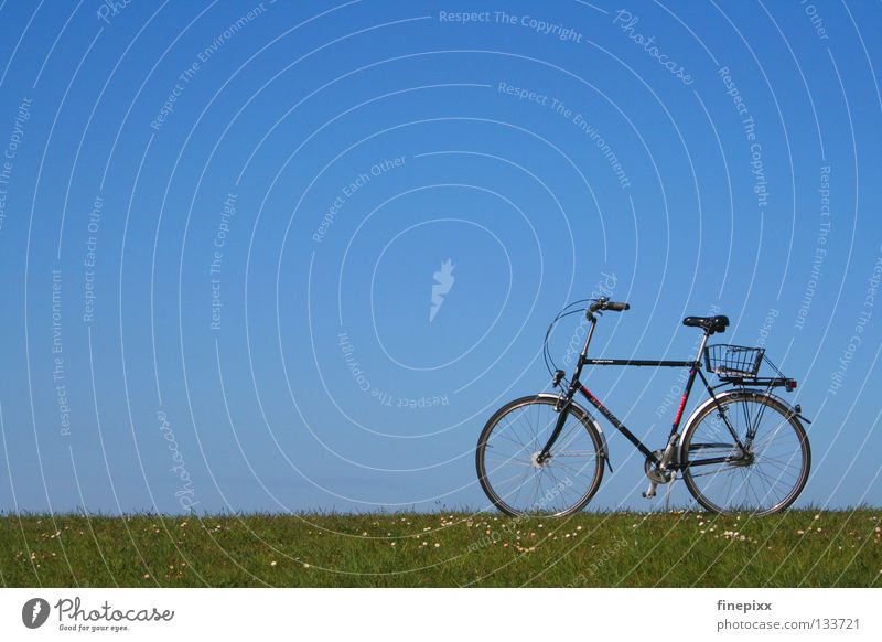 Pause...! Langeoog Hochwasser Sturm Ebbe Deich Küste Physik grün Gras Wiese Alm Fahrrad Ferien & Urlaub & Reisen Wolken weiß Watte Wolle Freizeit & Hobby