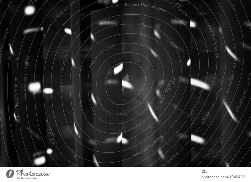 flimmern Lichteinfall Lichtspiel dunkel komplex Vergänglichkeit Irritation Schwarzweißfoto abstrakt Menschenleer Reflexion & Spiegelung Sonnenlicht