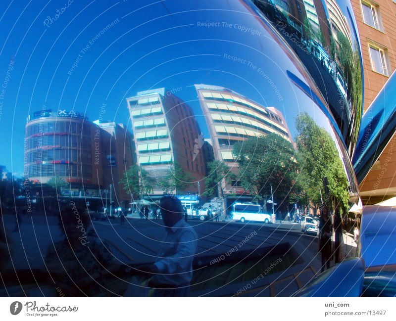 ref[lack]tiert Potsdamer Platz Bürogebäude Reflexion & Spiegelung Mensch Fototechnik Berlin PKW Verzerrung