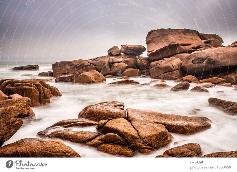 Atlantikküste in der Bretagne Erholung Ferien & Urlaub & Reisen Natur Landschaft Wolken Felsen Küste Meer Sehenswürdigkeit Stein Tourismus Ploumanac’h