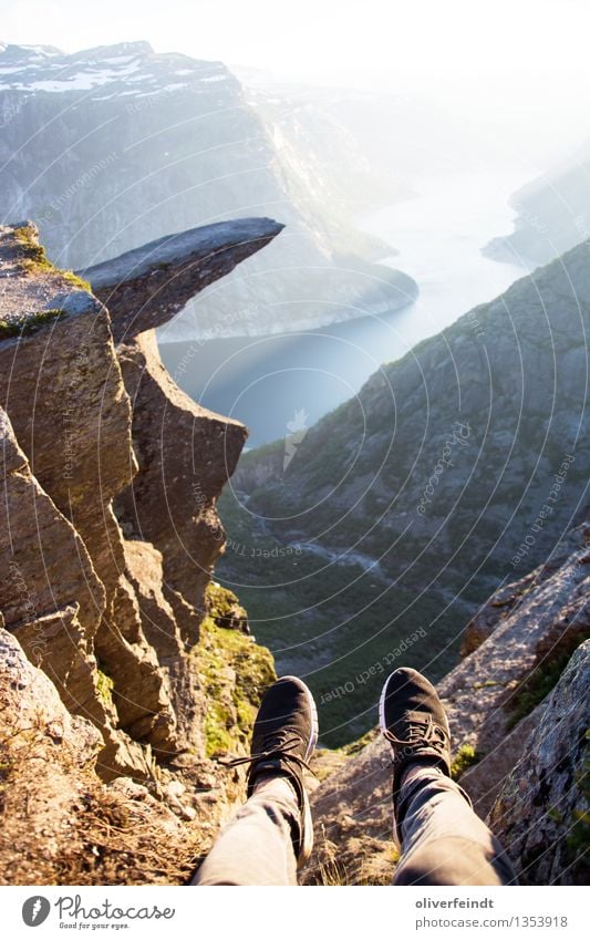 Norwegen - Trolltunga Ferien & Urlaub & Reisen Ausflug Abenteuer Ferne Freiheit Expedition Camping Berge u. Gebirge wandern Umwelt Natur Landschaft