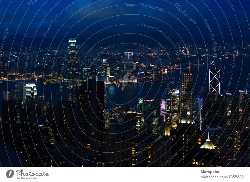 Hongkong China Stadt Stadtzentrum Skyline überbevölkert Hochhaus Architektur Dach Stimmung Nacht Nachtleben Nachthimmel Nachtaufnahme Nachtlicht Nachtstimmung
