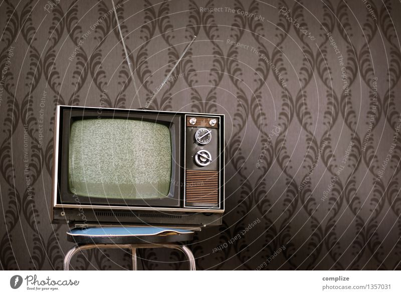 Vintage Television Lifestyle Stil Erholung Häusliches Leben Wohnung Umzug (Wohnungswechsel) Innenarchitektur Tapete Raum Wohnzimmer Entertainment Medienbranche