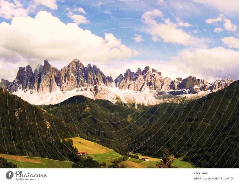 dolomiten geislerspitzen Dolomiten Italien Ferien & Urlaub & Reisen Alm Berge u. Gebirge Freude Felsen Natur villnöß Hütte Himmel