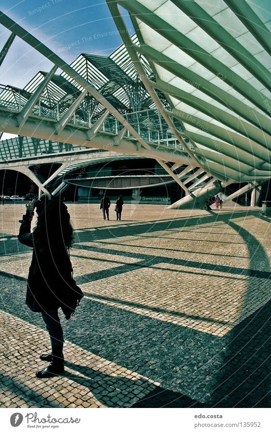 Lisbon#1 Lissabon Portugal Station Bahnhof Europa Lisbona Architecture Weltausstellung Woman Train