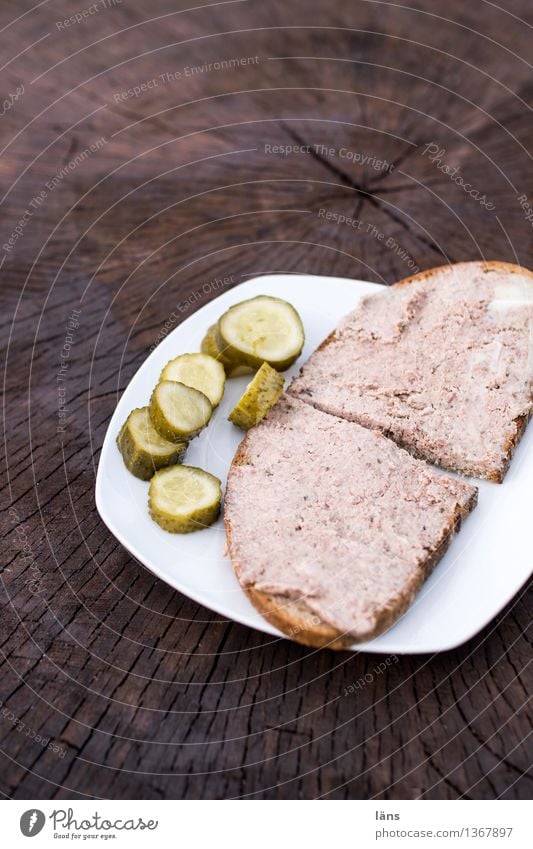 Stulle Brot Belegtes Brot Leberwurst Gewürzgurke Teller Imbiss Lebensmittel Gesunde Ernährung Speise Essen Foodfotografie