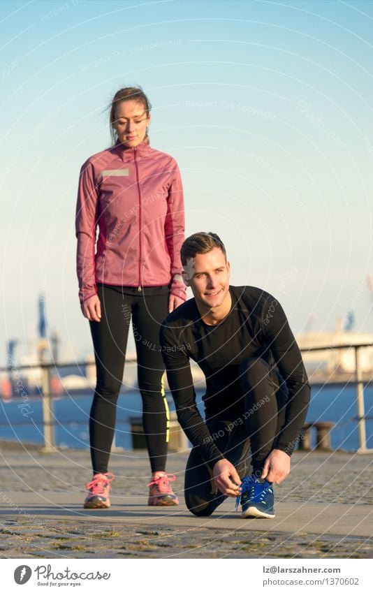 Paare in der Eignung-Kleidung bereit zum Training im Freien Lifestyle Sport Fitness Sport-Training Joggen Arbeit & Erwerbstätigkeit Mensch maskulin feminin Frau