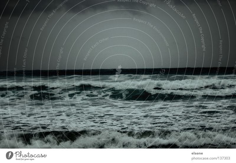 ::STÜRMISCHE ZEITEN:: Meer See Wellen Strand Küste Gischt Herbst Gewitter Wasser water