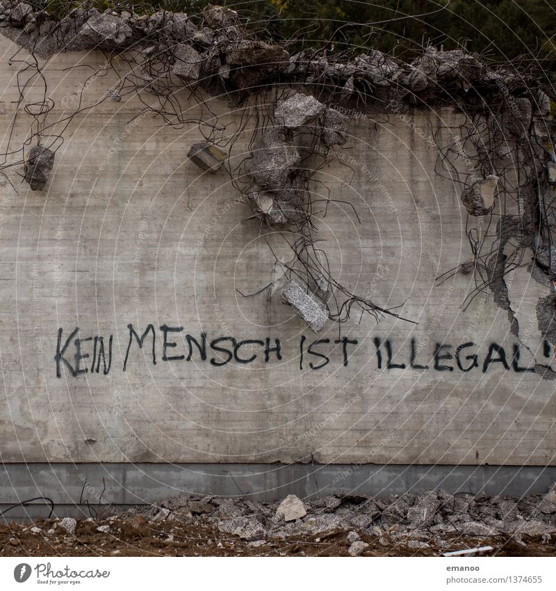 kann man stehen lassen. Freiheit Mensch Leben überbevölkert Haus Bauwerk Gebäude Mauer Wand Fassade Zeichen Graffiti frei Freundlichkeit Unendlichkeit kaputt