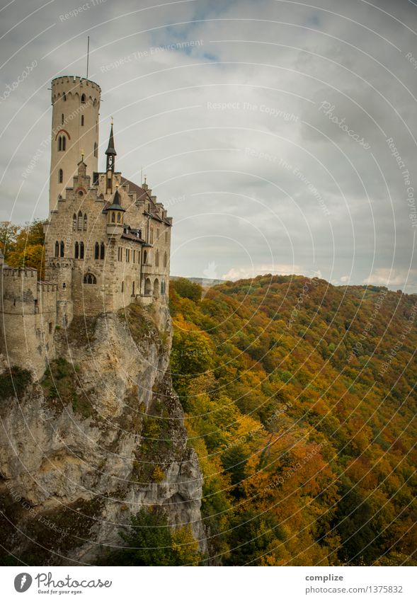 Schloß Lichtenstein Ferien & Urlaub & Reisen Tourismus Ferne Wohnung Haus Traumhaus Umwelt Klima Burg oder Schloss Mauer Wand Sehenswürdigkeit Idylle Herbst