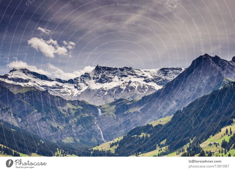 Szenische Berglandschaft mit schneebedeckten Gipfeln Ferien & Urlaub & Reisen Abenteuer Freiheit Sommer Berge u. Gebirge Tapete Natur Landschaft Pflanze Himmel