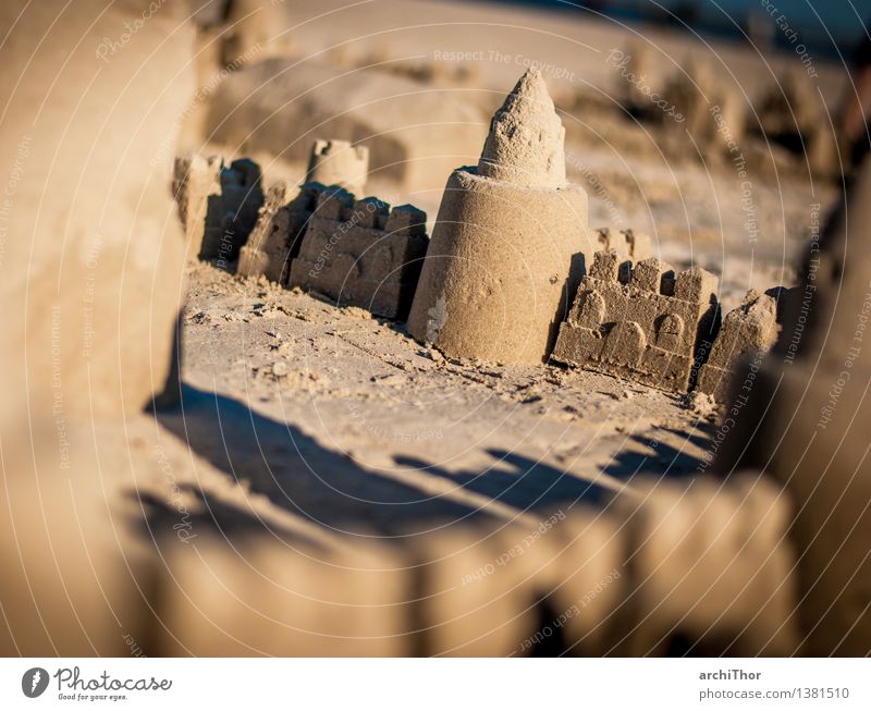 Zimmer mit Meerblick Bauwerk bauen braun grau orange Schönes Wetter Strand Sandurg Wüste Ferien & Urlaub & Reisen Kindheit Sommer Sommertag Sommerurlaub