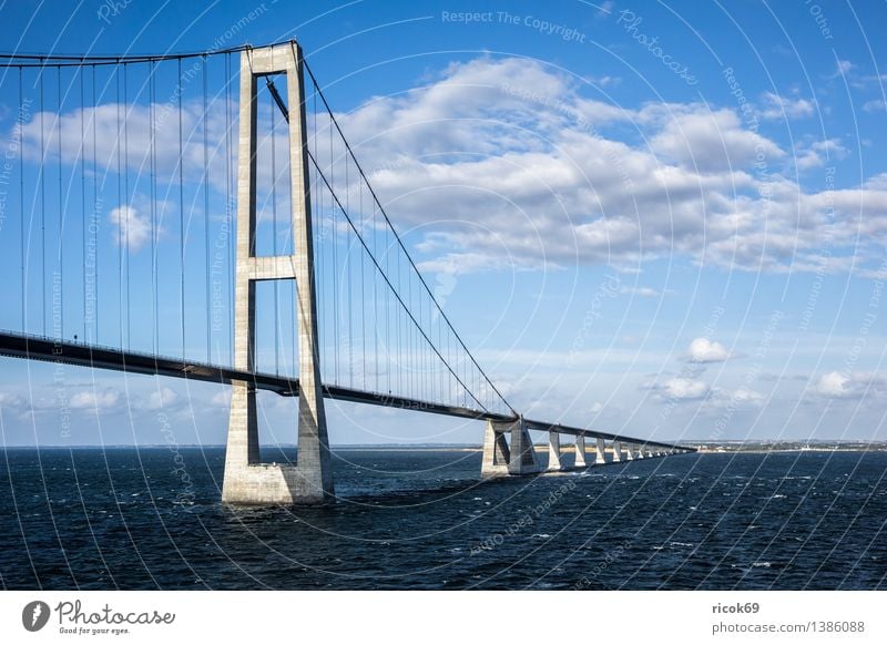 Öresundbrücke Natur Landschaft Wolken Küste Ostsee Brücke Bauwerk Architektur Sehenswürdigkeit Verkehr Mobilität modern Ferien & Urlaub & Reisen Tourismus