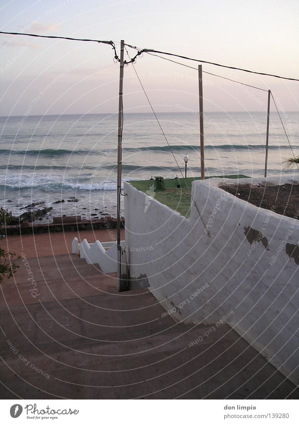 (ohne Titel) Meer Wellen Rauschen Afrika Treppe casa Morgen morro Digitalfotografie