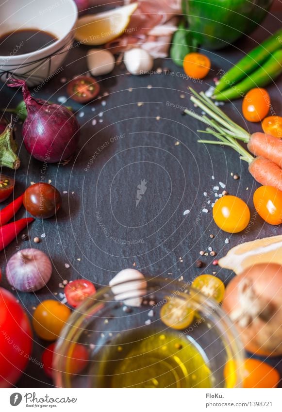 Bereit für das Festmahl Lebensmittel Milcherzeugnisse Gemüse Frucht Öl Ernährung Büffet Brunch Festessen Bioprodukte Italienische Küche Schalen & Schüsseln