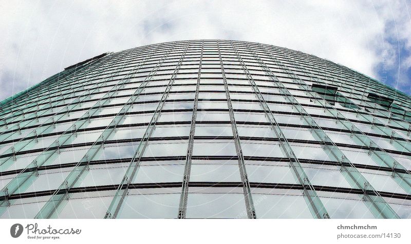 tower_to_the_sky Potsdamer Platz Hochhaus Architektur Bahn Tower Himmel Berlin Glas